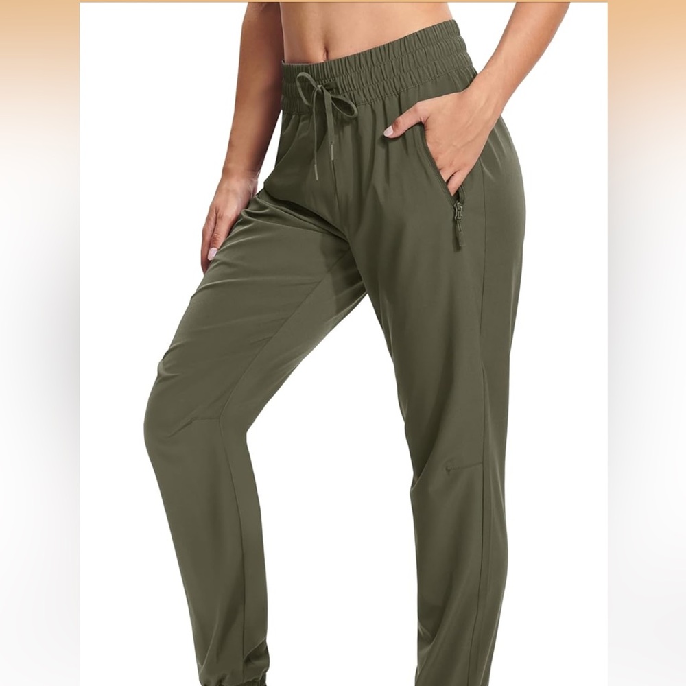 BRAND NEW MagcoMsen Medium Green Women's Hiking Pants - Lightweight